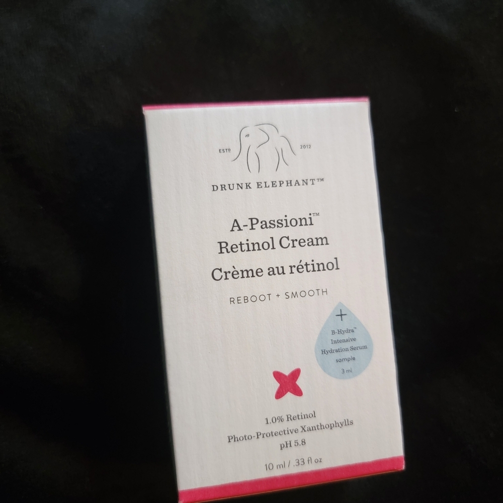 Drunk Elephant A-Passioni Retinol Cream - White and Pink